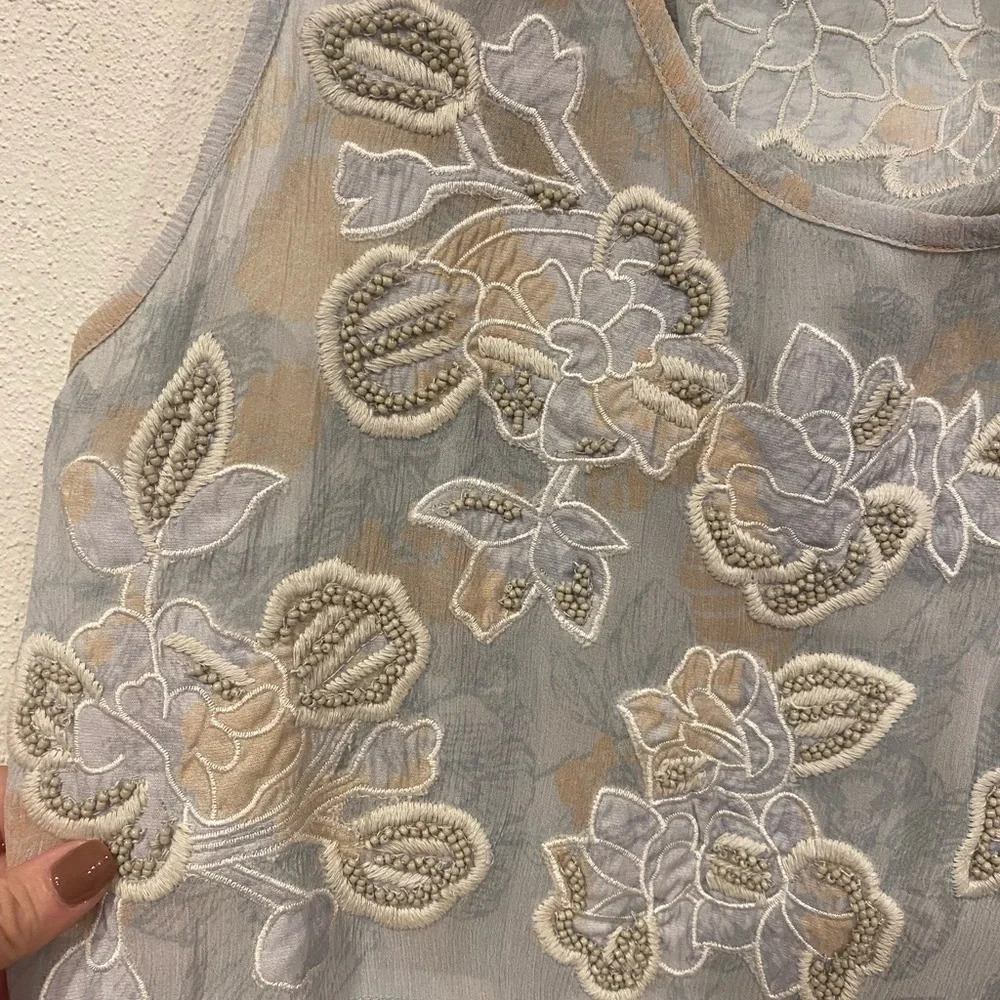 Sundance Moonshadow Beaded Floral Dress Size Medium EUC - Picture 3 of 5